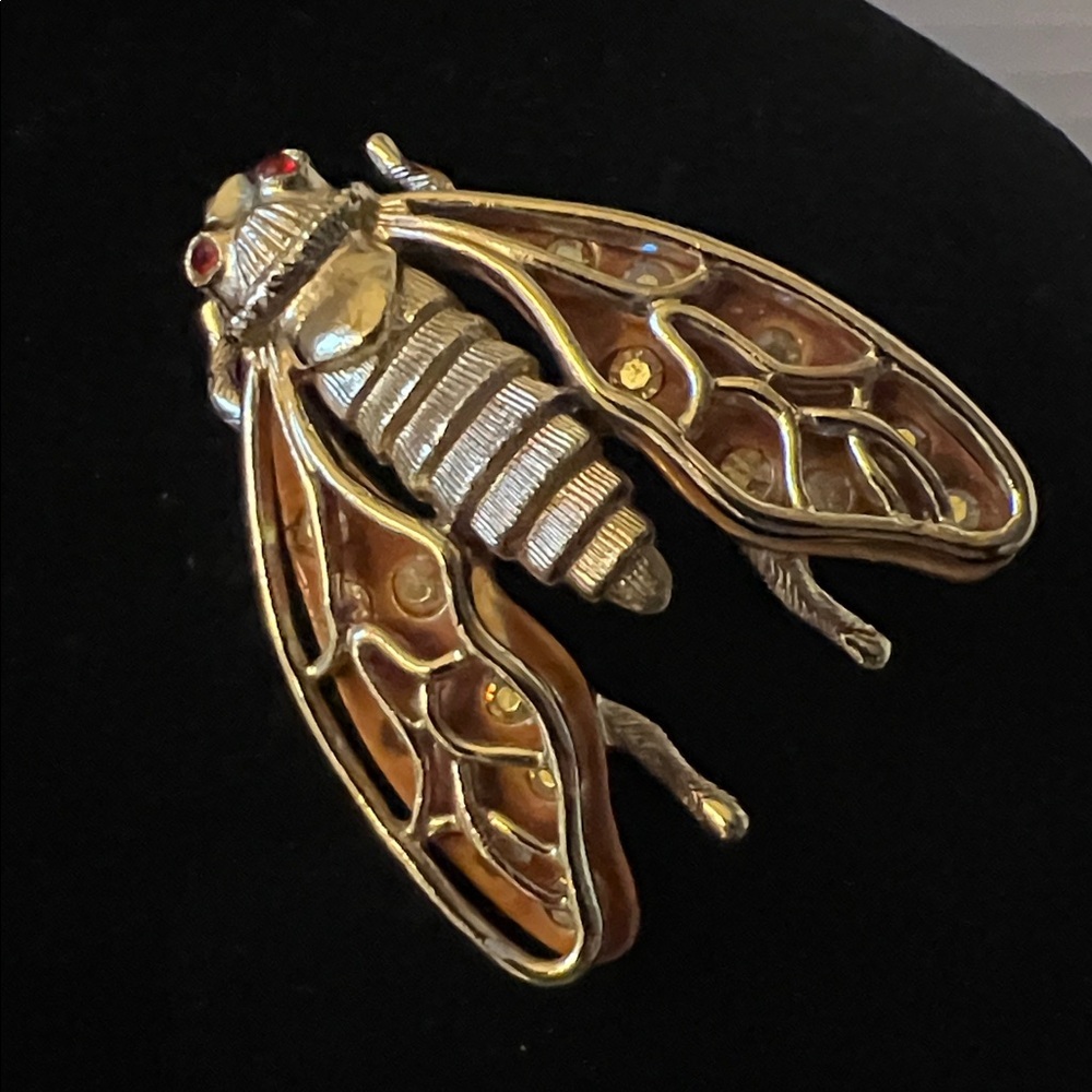 Vintage Gold & iridescent Insect w/Red Eyes Brooch 2”